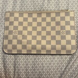 Authentic Louis Vuitton White/Cream colored wallet